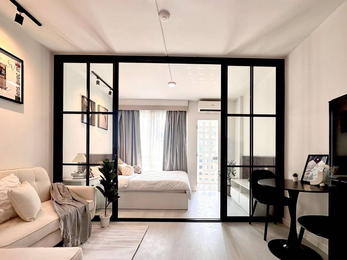 For SaleCondoRama9, Petchburi, RCA : 📍Condo for sale i-house RCA (Building B, green building) 26 sq m. Price only 1.45 million!! Near Central Rama 9, near RCA, near ShowDC