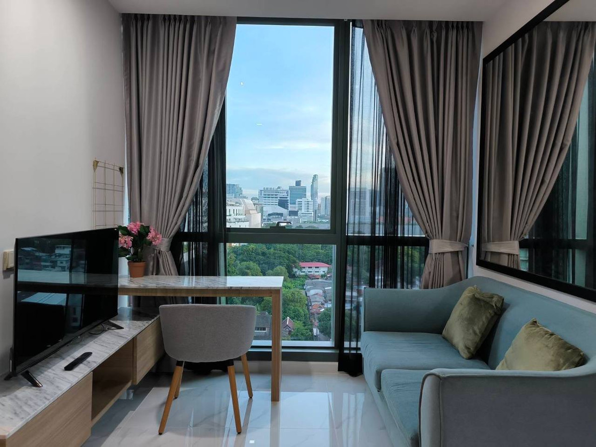 CondoRatchathewi,Phayathai : Wish Signature Midtown Siam 1【𝐒𝐄𝐋𝐋 & 𝐑𝐄𝐍𝐓】🔥 Decorated with a simple, elegant built-in. With quality furniture Live in it yourself or rent it out. Contact Line ID: @hacondo