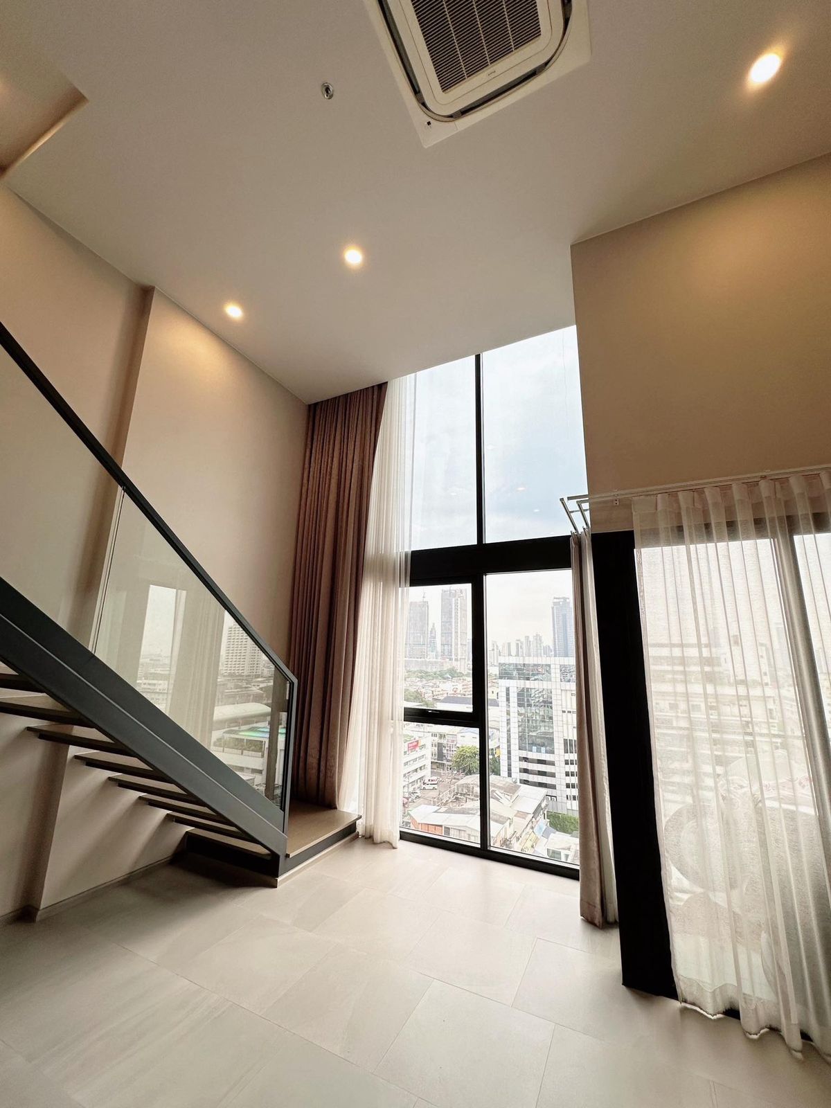 ให้เช่าคอนโดสยาม จุฬา สามย่าน : คอนโดใหม่ให้เช่า ใจกลางเมือง ติดสามย่าน! ✨ Cooper Siam Condo พร้อมเข้าอยู่!