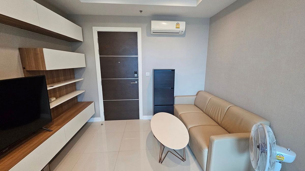 For RentCondoSamut Prakan,Samrong : With 1 bedroom 45 sqm. The Metropolis Samrong Interchange Project (The Metro Polymrong Interchange). Interested in looking at the Call: 0955071632 (AG guide).