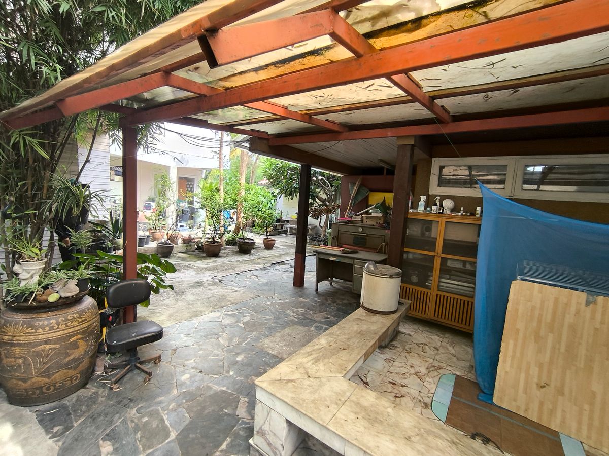 ขายบ้านราชเทวี พญาไท : บ้านเดี่ยวเนื้อที่ 446 ตรว. ใจกลางเมือง เหมาะสำหรับลงทุน