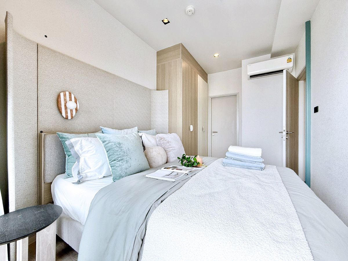 For SaleCondoWongwianyai, Charoennakor : & quot; Open a new living experience! ✨ Luxury condo, complete with the Chao Phraya view 🌊 Near BTS only 130 m. 🚆 Starting 11.05 deleted. From SC Asset 🏡 with the middle part! & quot;*