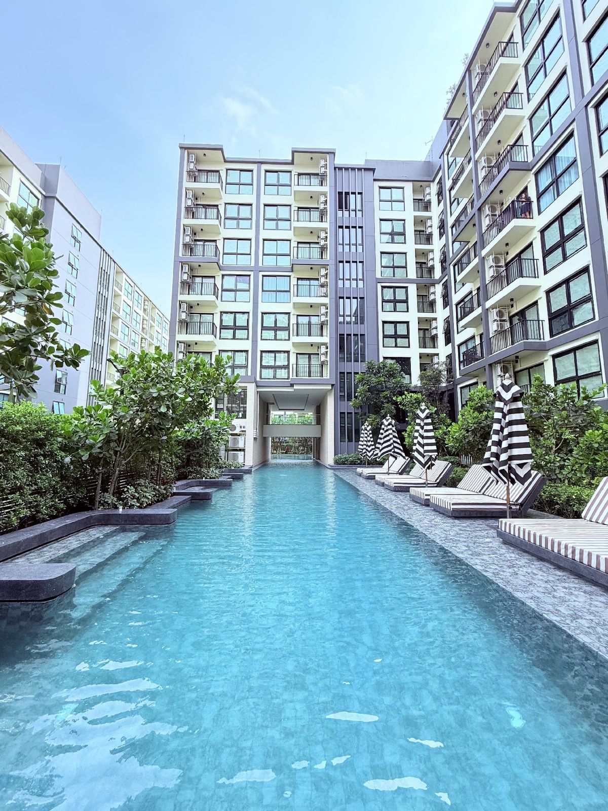 ขายคอนโดบางนา แบริ่ง ลาซาล : 𝐀𝐑𝐋𝐎 𝐋𝐚𝐬𝐚𝐥𝐥𝐞 ฟรีเงินดาวน์ 𝟎 บาท ผ่อน 𝟔,𝟗𝟎𝟎/เดือน ห้องใหม่ของโครงการโดยตรง แบงค์ผ่านทุกเคส พร้อมเข้าอยู่ โปรปิดโครงการ 