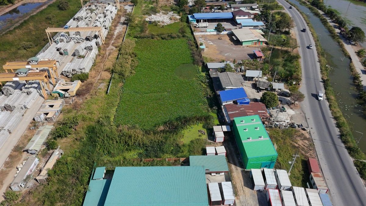 ให้เช่าที่ดินปทุมธานี รังสิต ธรรมศาสตร์ : 🔥 ให้เช่าที่ดิน 200 ตร.ว. ทำเลทอง! ติดถนนคันคลองนครหลวง บางปะอิน - สุดยอดจุดเชื่อมโลจิสติกส์ 4 ภาค ใกล้ทางด่วน! ✨