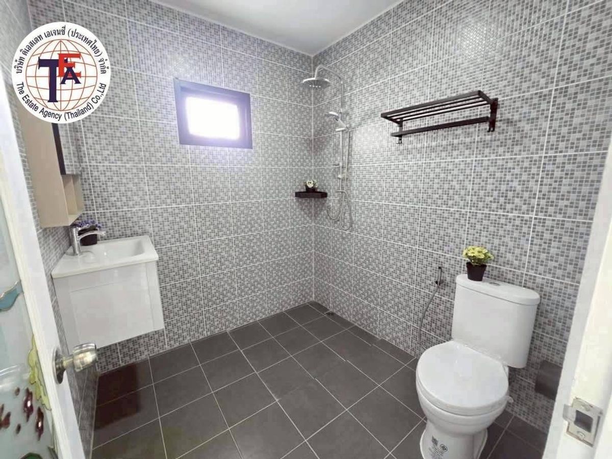 ขายบ้านนวมินทร์ รามอินทรา : ขายบ้านเดี่ยว 2 ชั้น หมู่บ้านเคซี การ์เด้นโฮม 6 นิมิตรใหม่ 40 สามวาตะวันออก คลองสามวา สนง.เขตคลองสามวา ตลาดหทัยมิตร ตลาดมีนบุร ีแฟชั่นไอส์แลนด์ ซาฟารีเวิลด ์รถไฟฟ้าสีชมพู  ประชาร่วมใจ วงแหวนรอบนอก  รามคำแหง สุวินทวงศ์