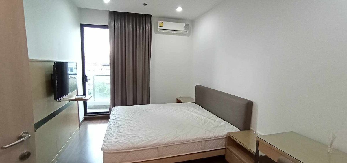 For RentCondoRama9, Petchburi, RCA : 1 bedroom, 1 room 50 sqm. 22K
