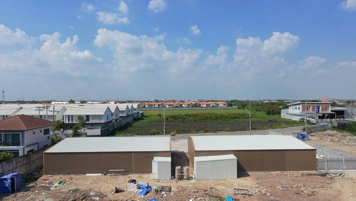 ให้เช่าที่ดินนวมินทร์ รามอินทรา :  ให้เช่าที่ดิน 100 ตร.ว. ขนาดกำลังดี ติดถนนไทยรามัญ ค่าเช่าสบายกระเป๋า เหมาะทำธุรกิจ!