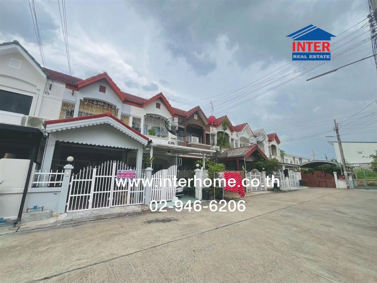 For SaleTownhomeVipawadee, Don Mueang, Lak Si : 2 -story townhouse 16 sq.w. Village Sasikan 2, Don Mueang, Soi Songprapha 30, Songprapha Road, Vibhavadi Rangsit Road, Don Mueang District, Bangkok