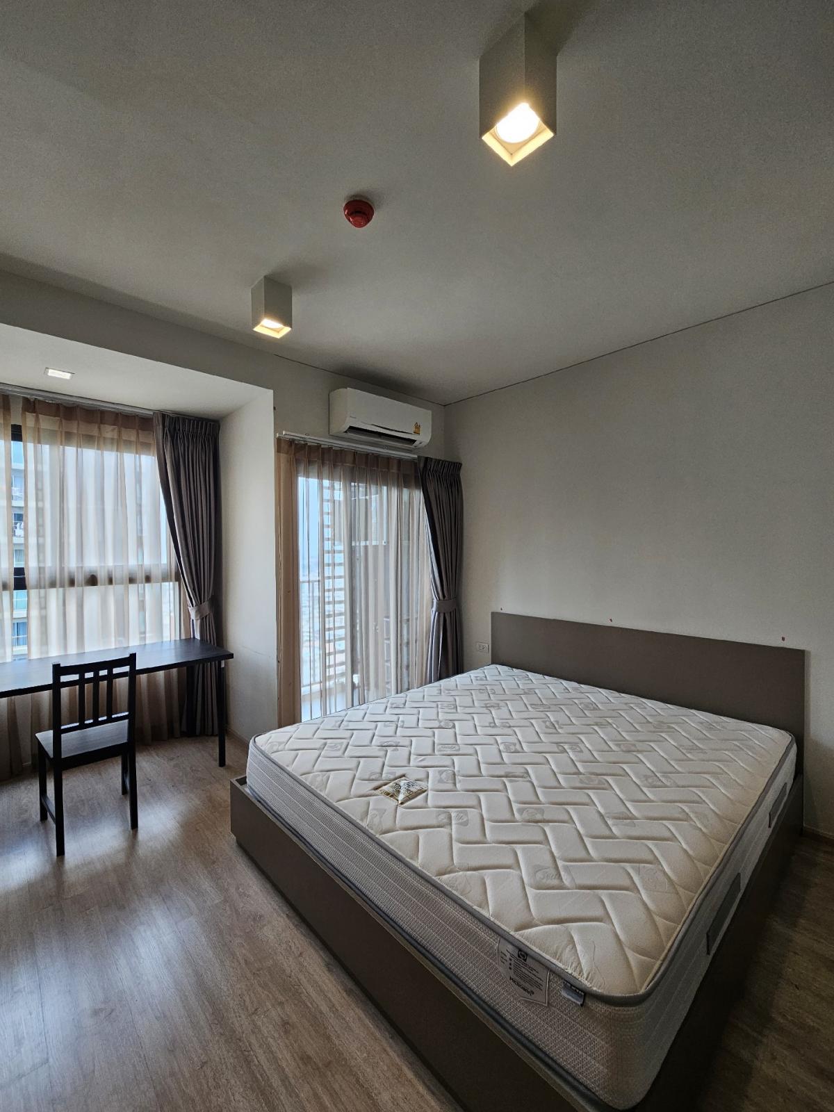 ให้เช่าคอนโดวงเวียนใหญ่ เจริญนคร : FOR RENT !!! condo ideo sathorn wongwianyai