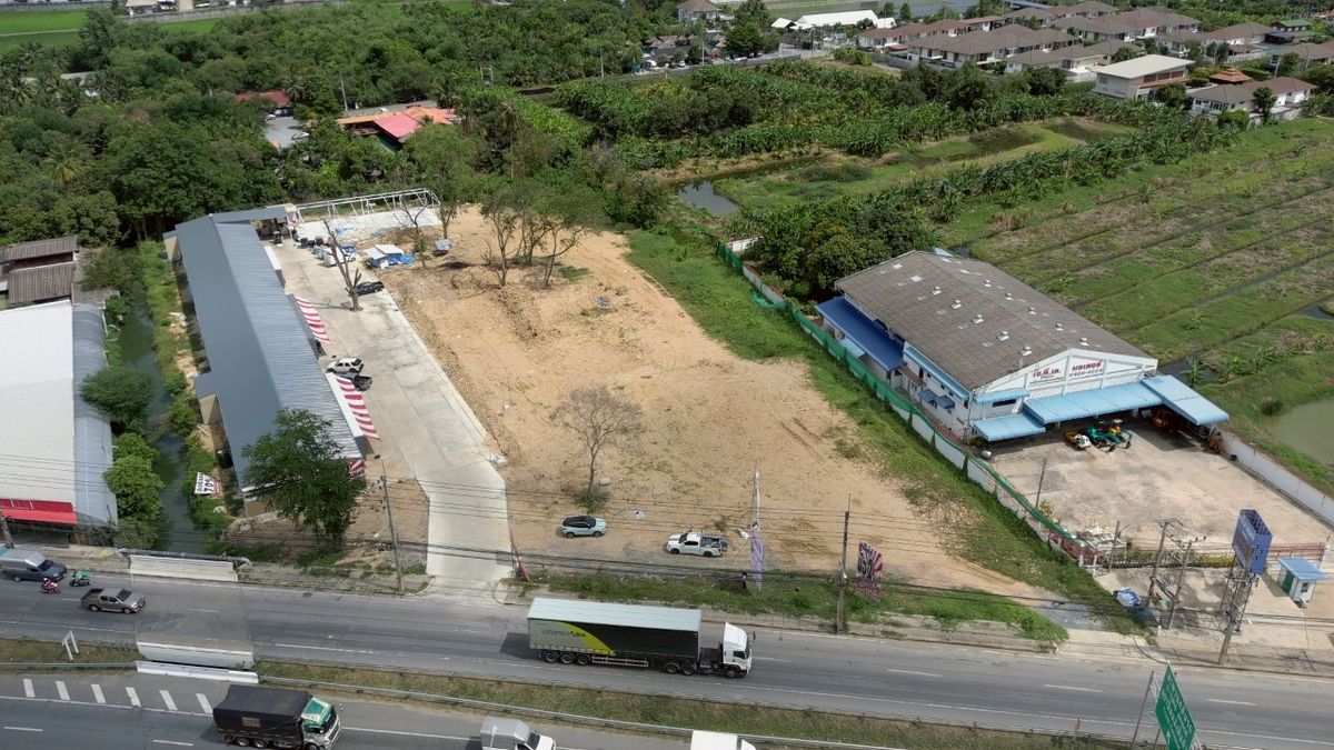 ให้เช่าที่ดินปิ่นเกล้า จรัญสนิทวงศ์ : โอกาสทอง! ให้เช่าที่ดินติดถนนบรมราชชนนี 1 ไร่ สามพราน นครปฐม ทำเลธุรกิจศักยภาพสูง (แปลงที่ 1) - พิเศษ! ไม่มีค่าหน้าดิน!