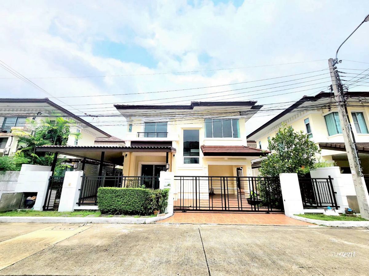 ขายบ้านสมุทรปราการ สำโรง : ขายบ้านเดี่ยว 2 ชั้น รีโนเวทใหม่  หมู่บ้านเดอะ เซนโทร สุขุมวิท 113 ซอยวัดด่านสำโรง บ้านใหม่ สภาพดี (JKTW107)