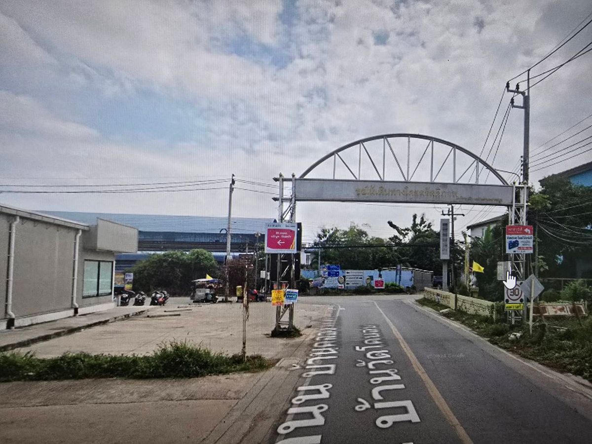 ให้เช่าที่ดินพระราม 5 ราชพฤกษ์ บางกรวย :  ให้เช่าที่ดิน 50 ตร.ว. ทำเลทอง ติดถนนบางกรวย วัดชลอ บางกรวย นนทบุรี - เหมาะทำธุรกิจ/ค้าขาย! ✨