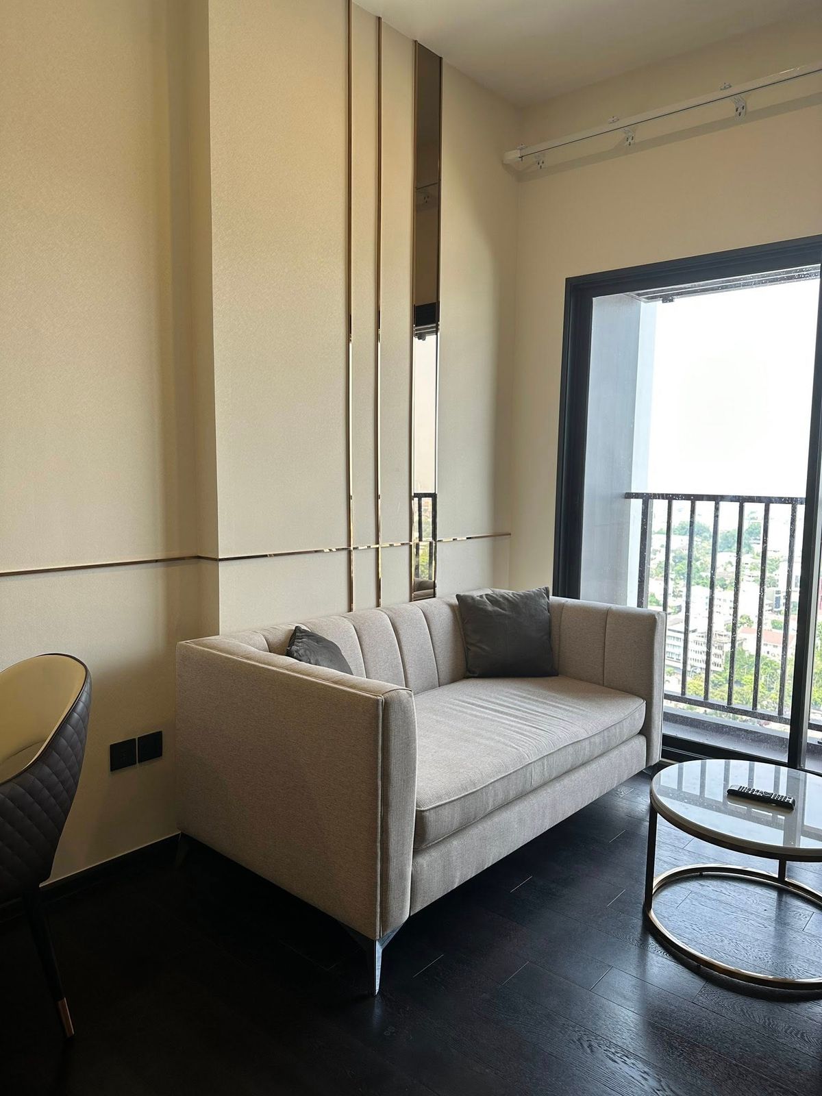 ให้เช่าคอนโดสุขุมวิท อโศก ทองหล่อ : 🌟FOR RENT>> Park Origin Thonglor 💥🌸ใกล้ DONKI MALL 50 m. ชั้น 23 ขนาด 33.40 ตร.ม เฟอร์นิเจอร์ครบพร้อมเครื่องใช้ไฟฟ้า #LV-MO1896