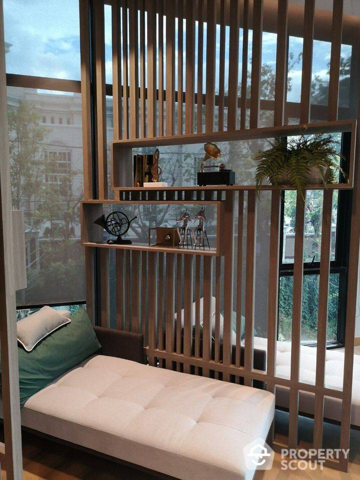 For SaleCondoWongwianyai, Charoennakor : 2-BR Condo at Supalai Loft Prajadhipok-Wongwian Yai near BTS Wongwian Yai