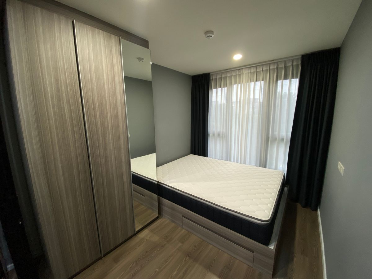 For SaleCondoNawamin, Ramindra : 1 bedroom condo for sale, beautiful room Electrical appliances+full furniture, 3rd floor, opposite the fire escape stairs, free transfer fee !! 
 
