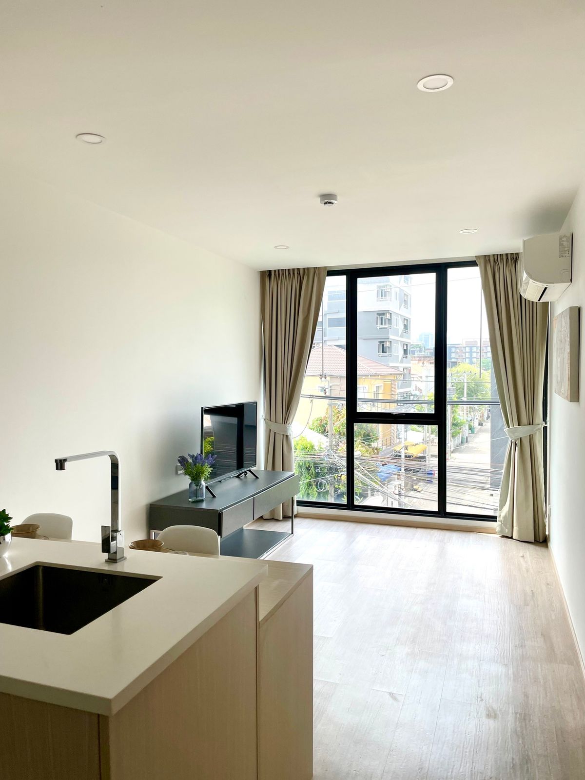 ให้เช่าคอนโดอ่อนนุช อุดมสุข : For Rent คอนโดเซอริโอ สุขุมวิท 50 Serio Sukhumvit 50 Condo 