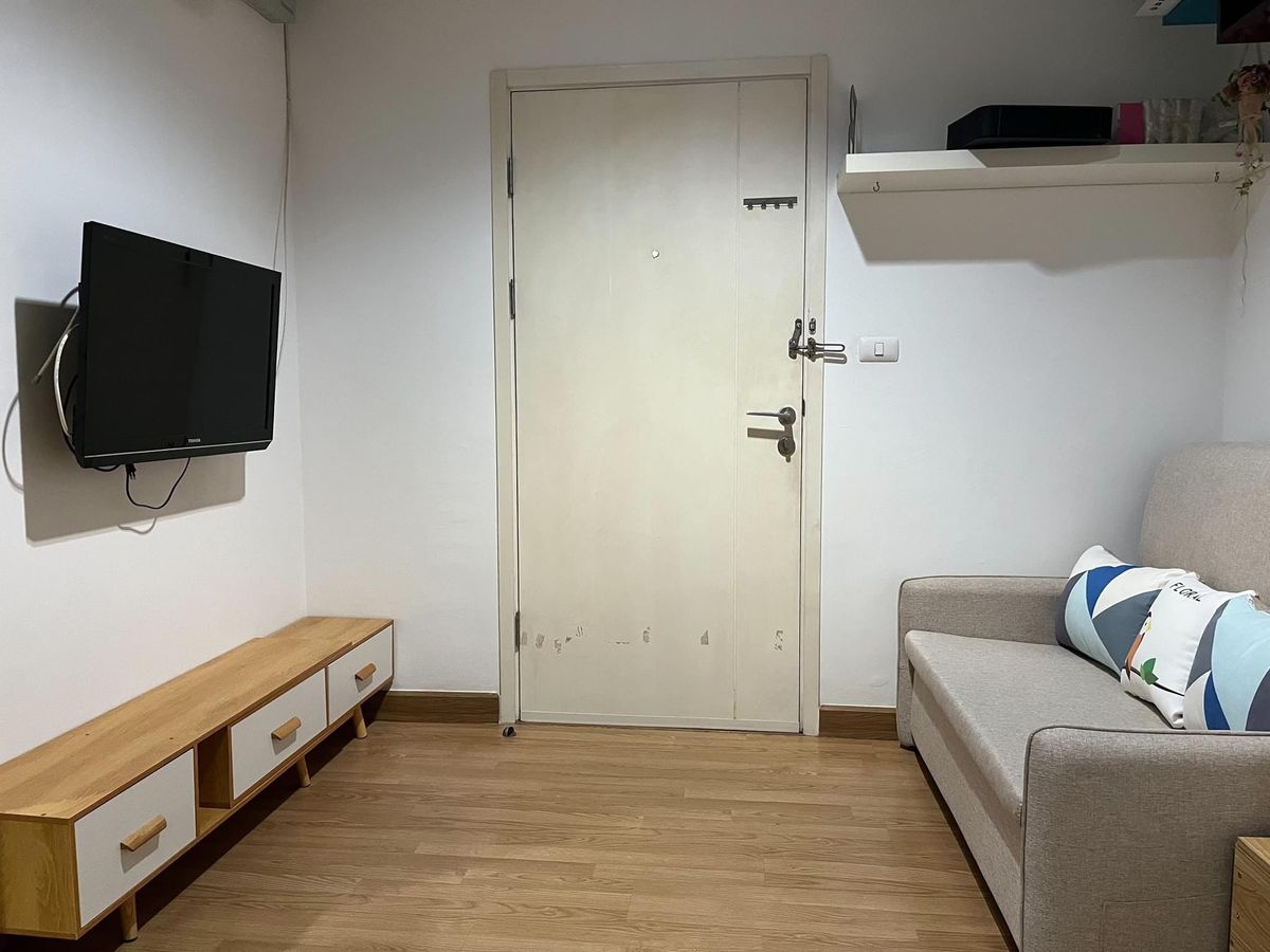 For SaleCondoKhlongtoei, Kluaynamthai : Urgent sale, cheap, Aspai, Rama 4, near BTS Ekkamai 800 m. Interested in negotiating @condobkk (with @) Code H33055