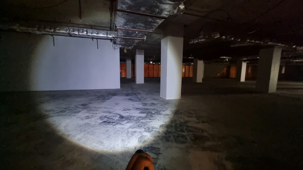 For RentRetail SpaceWitthayu, Chidlom, Langsuan, Ploenchit : BTS Ploenchit, rent a large space for opening a shop. owner for consider every business. G floor 1007 sq.m.,  