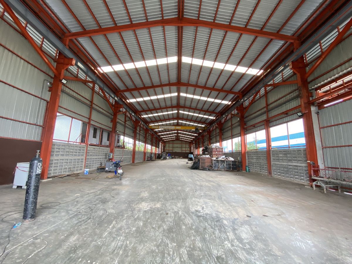 For SaleOfficePathum Thani,Rangsit, Thammasat : Selling office+6 rai of land warehouse, next to the Lam Luk Ka Expressway (Tor. 9), Pathum Thani Province, excellent location (negotiable price)