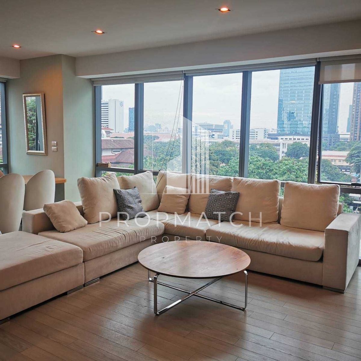 ให้เช่าคอนโดสุขุมวิท อโศก ทองหล่อ : Duplex 2 Bedroom Asoke มาแล้วค่ะ 