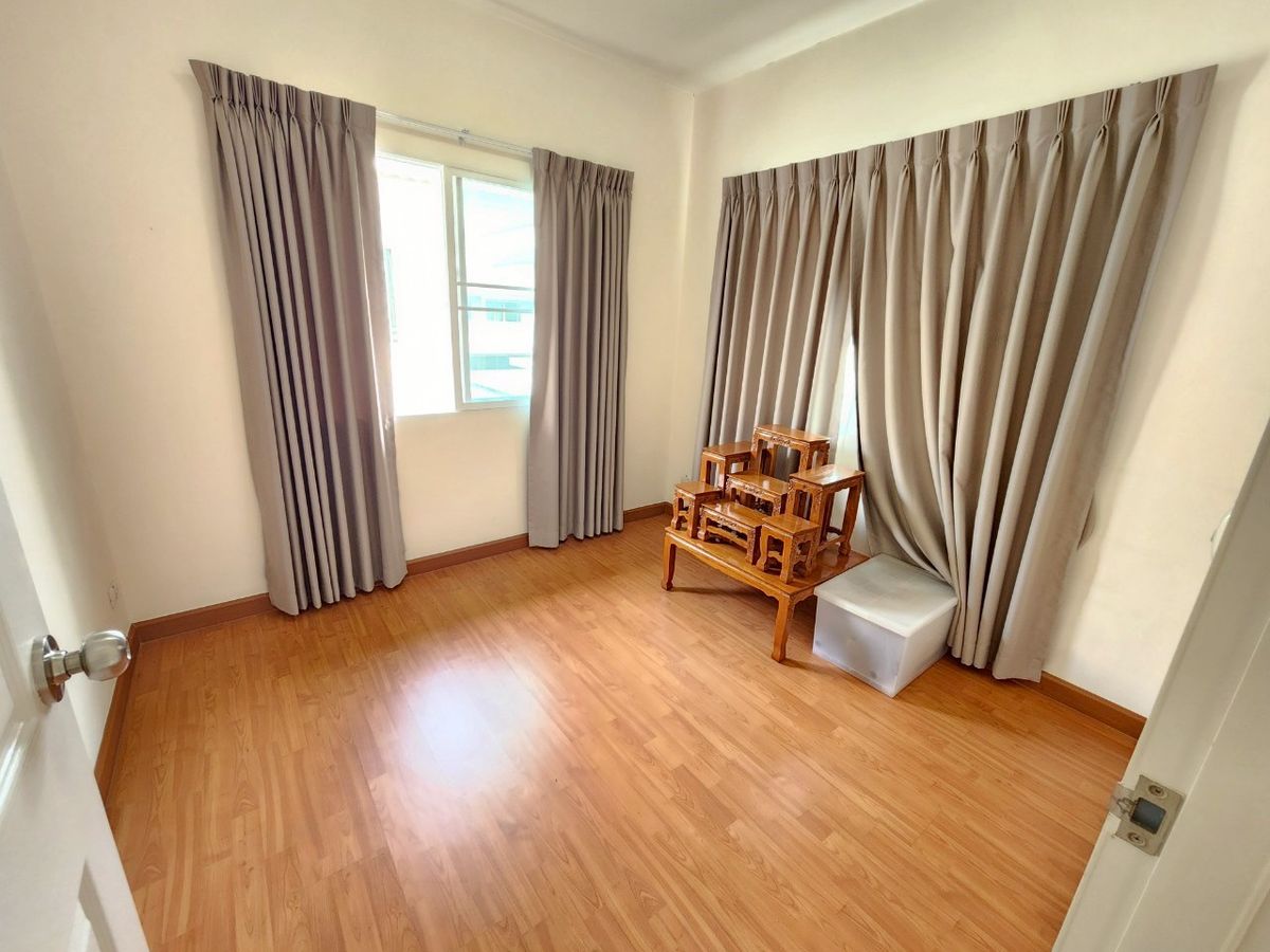 For SaleHouseNonthaburi, Bang Yai, Bangbuathong : 📌Single house for sale, Perfect Park project, Rama 5-Bang Yai (Soi Wat Phra Non), 42 sq m, with furniture & electrical appliances, price only 3.6 million!! Near Central Westgate, near MRT3 Bang Yai Intersection (Purple Line), near Bang Yai Hospital