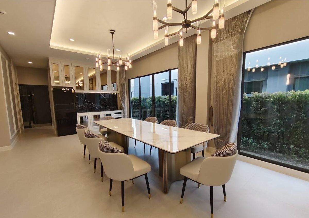For RentHouseLadkrabang, Suwannaphum Airport : Grand Bangkok Boulevard I Ultra Luxury House 4 Bedroom in Krung Thep Kritha