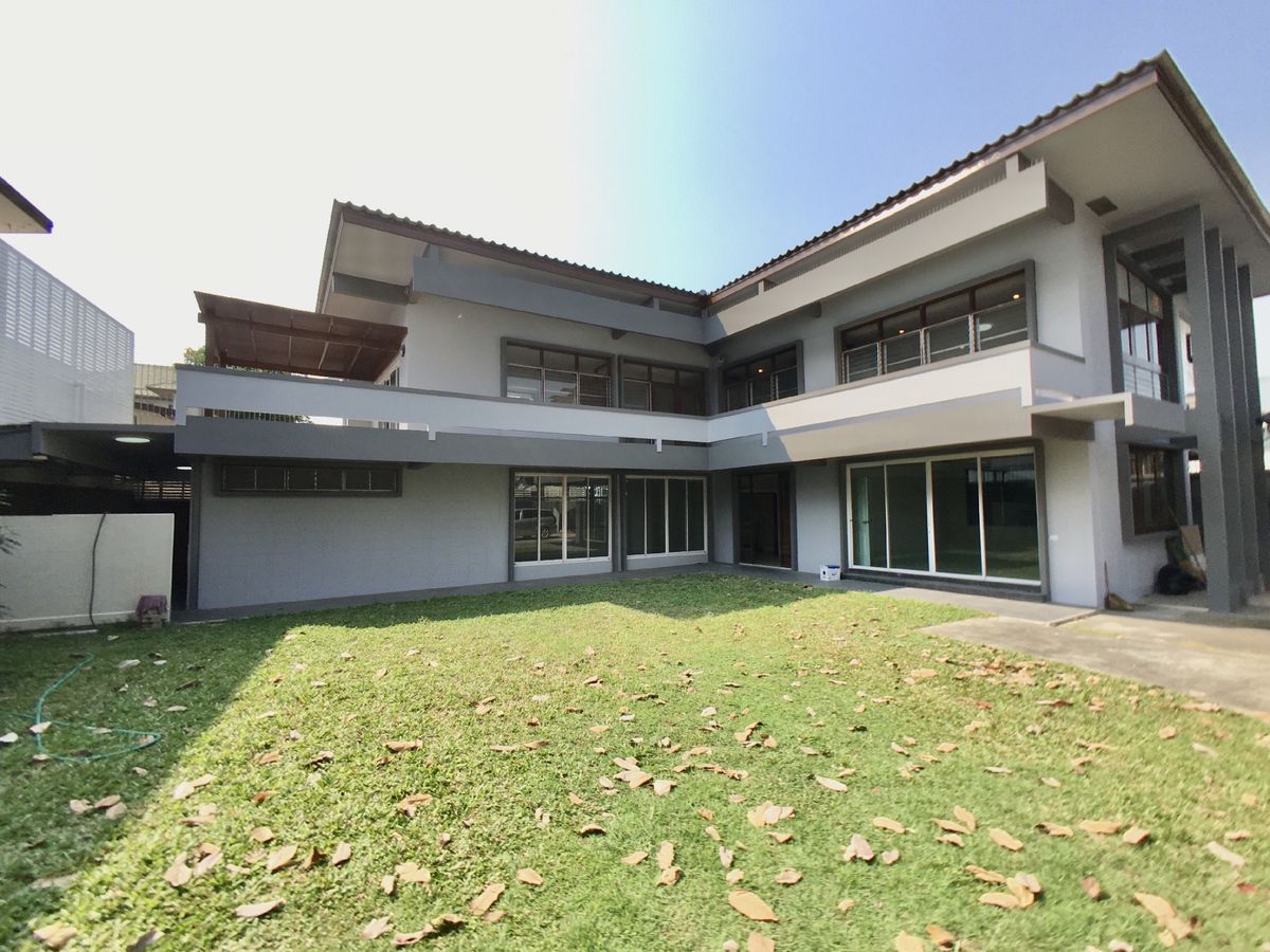 ให้เช่าโฮมออฟฟิศอ่อนนุช อุดมสุข : ปล่อยเช่า Home Office สุขุมวิท 71 ปรีดี เชื่อม ซอย สุขุมวิท 63 เอกมัย - พัฒนาการ , เหมาะ ออฟฟิศ , คาเฟ่ , สตูดิโอ โปรดักชั่น บริษัท สำนักงาน คลินิก เวลเนส กายภาพบำบัด , Chef Table