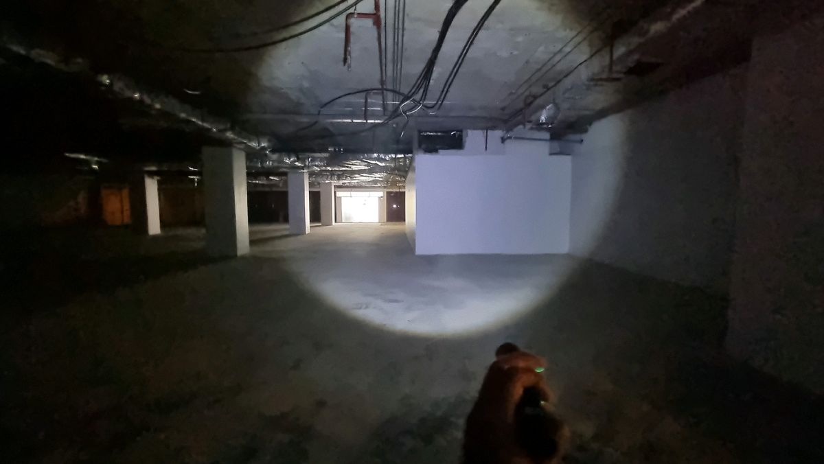 For RentRetail SpaceWitthayu, Chidlom, Langsuan, Ploenchit : BTS Ploenchit, rent a large space for opening a shop. owner for consider every business. G floor 1007 sq.m.,  