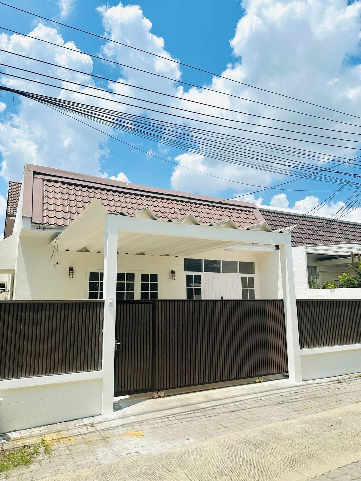 ให้เช่าบ้านแจ้งวัฒนะ เมืองทอง : ให้เช่าบ้านชั้นเดียว 45ตรว. แต่งสวยเฟอร์ครบ หลังโลตัสแจ้งวัฒนะ