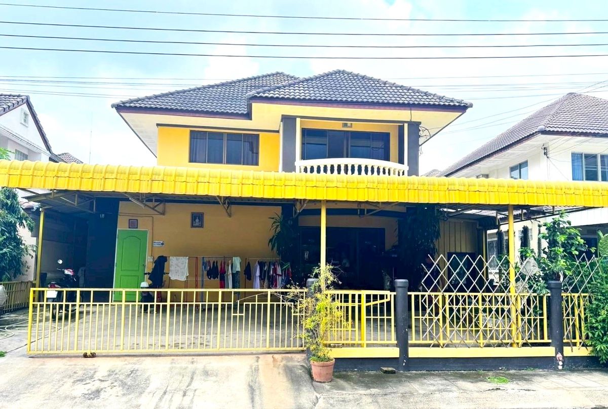 ขายบ้านบางแค เพชรเกษม : บ้านเดี่ยว 2 ชั้น  ตกแต่งพร้อมอยู่ หมู่บ้าน ร่มไทรการ์เด้นวิลล์ บางบอน 3 เพชรเกษม 69 พื้นที่ใช้สอยเต็มพื้นที่ ใกล้เดอะมอลล์บางแค ใกล้จุดขึ้นลงทางด่วนพระราม 2   