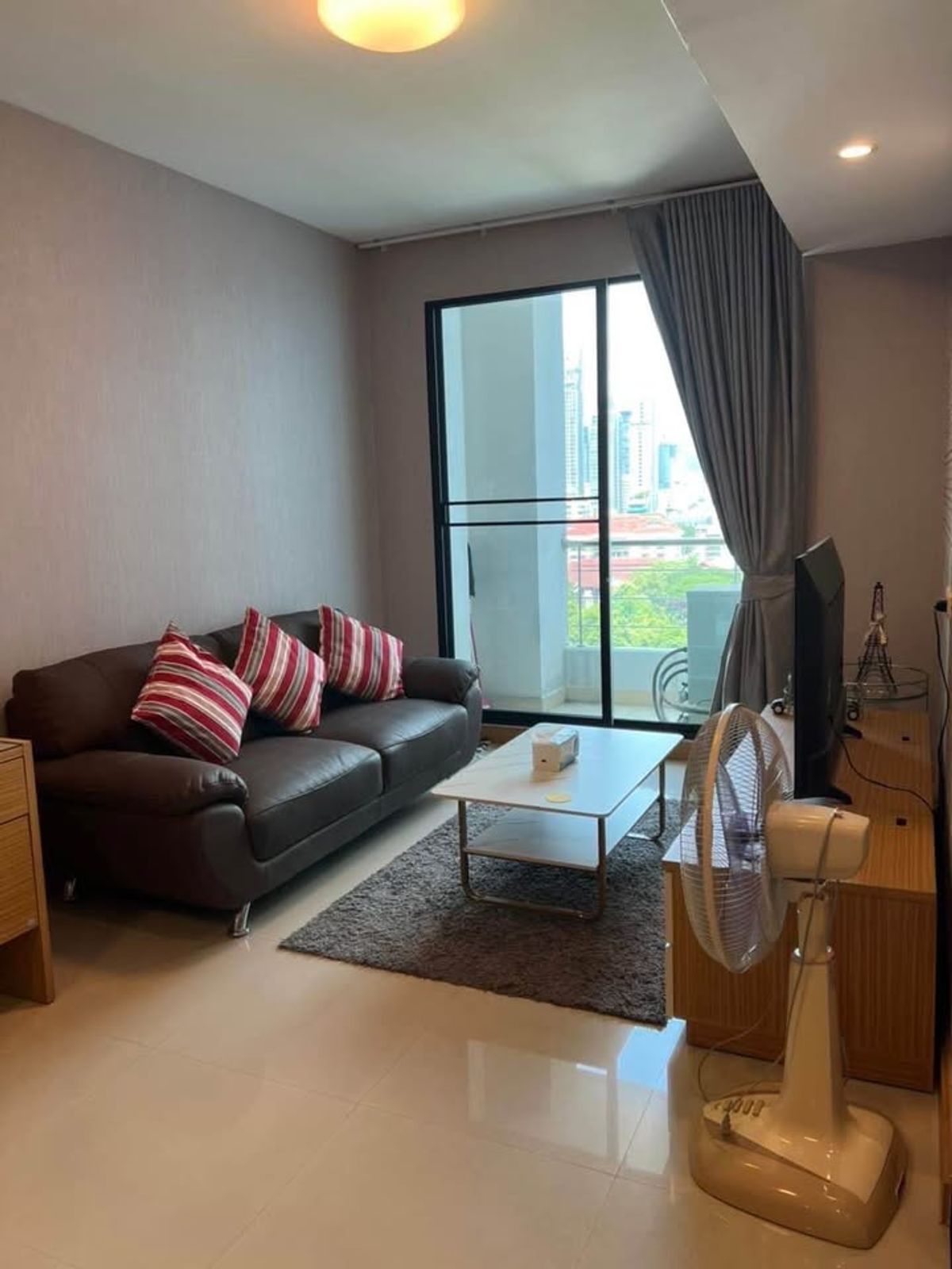 ขายคอนโดสุขุมวิท อโศก ทองหล่อ : Supalai Premier Place Asoke / 1 Bedroom (SALE WITH TENANT), ศุภาลัย พรีเมียร์ เพลส อโศก / 1 ห้องนอน (ขายพร้อมผู้เช่า) F307