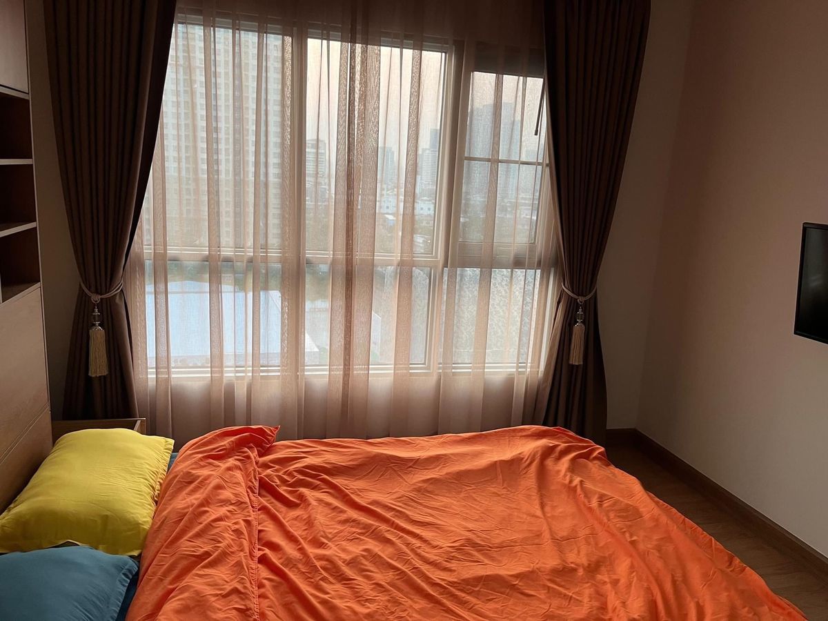 For SaleCondoKhlongtoei, Kluaynamthai : Urgent sale, cheap, Aspai, Rama 4, near BTS Ekkamai 800 m. Interested in negotiating @condobkk (with @) Code H33055