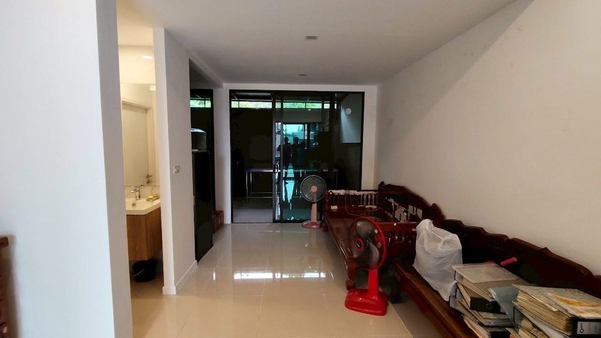 ให้เช่าทาวน์โฮมบางแค เพชรเกษม : ✨ ขาย / ให้เช่า ทาวน์โฮมหรู สไตล์ Colonial Classic บ้านใหม่มาก! ยังไม่เคยอยู่อาศัย ✨