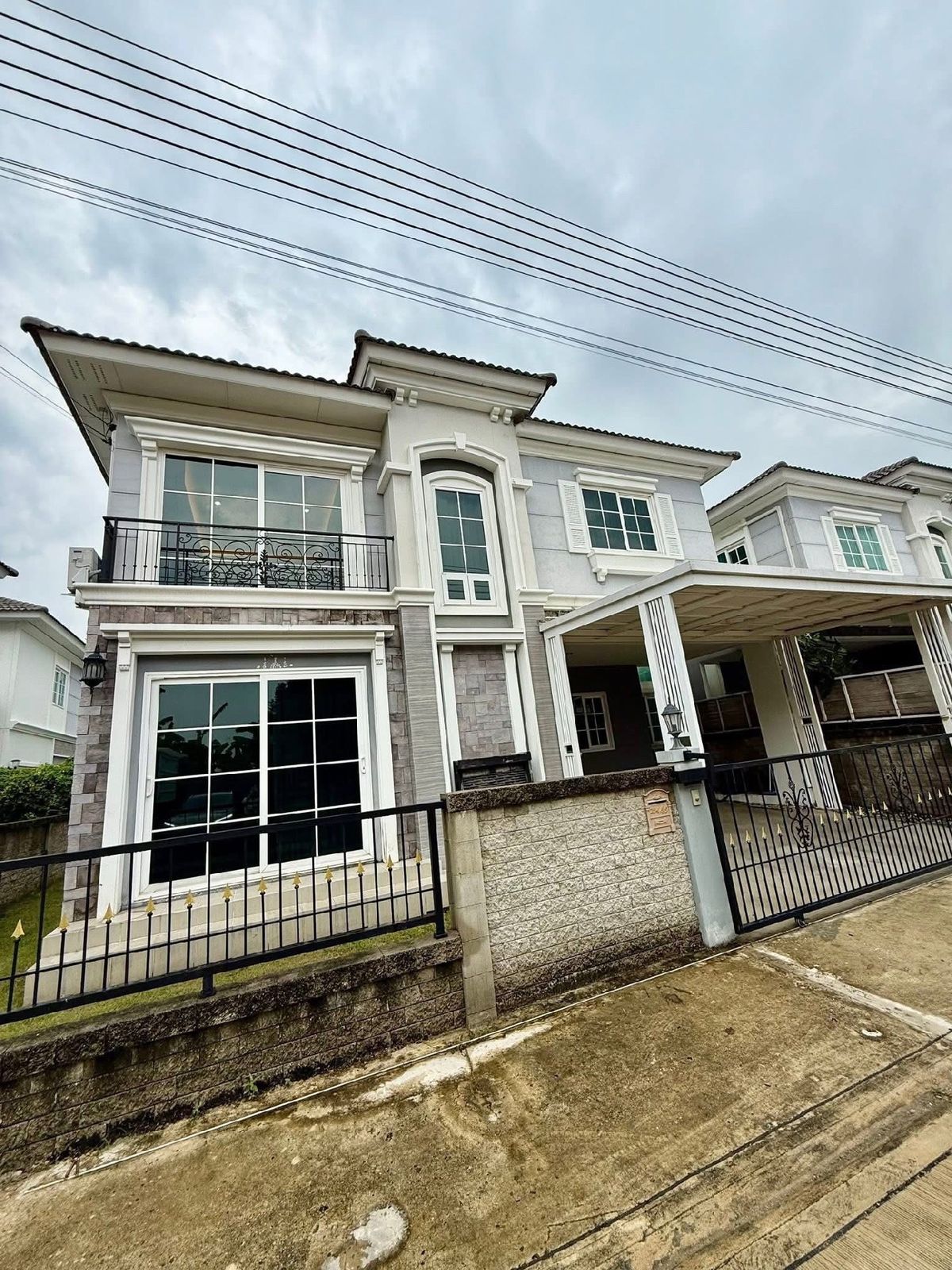 ขายบ้านเกษตร นวมินทร์ ลาดปลาเค้า : Grand Neo นวมินทร์42 4นอน3น้ำ