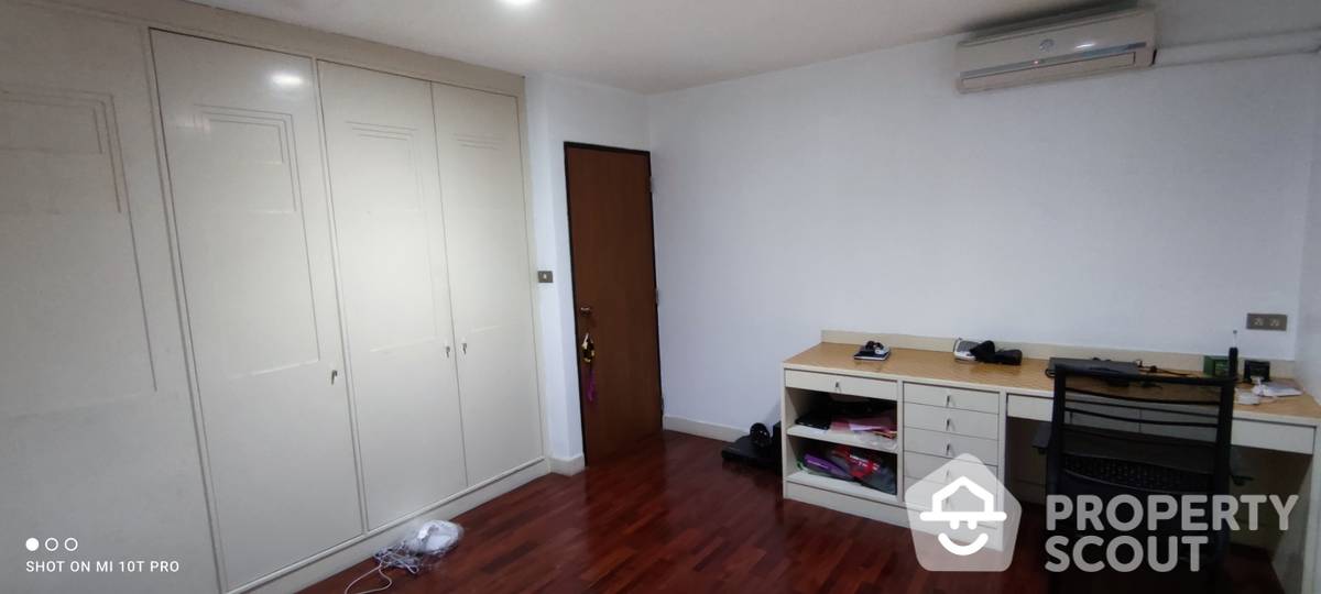 For SaleCondoSukhumvit, Asoke, Thonglor : 3-BR Condo at Kiarti Thanee City Mansion Condominium near MRT Phetchaburi