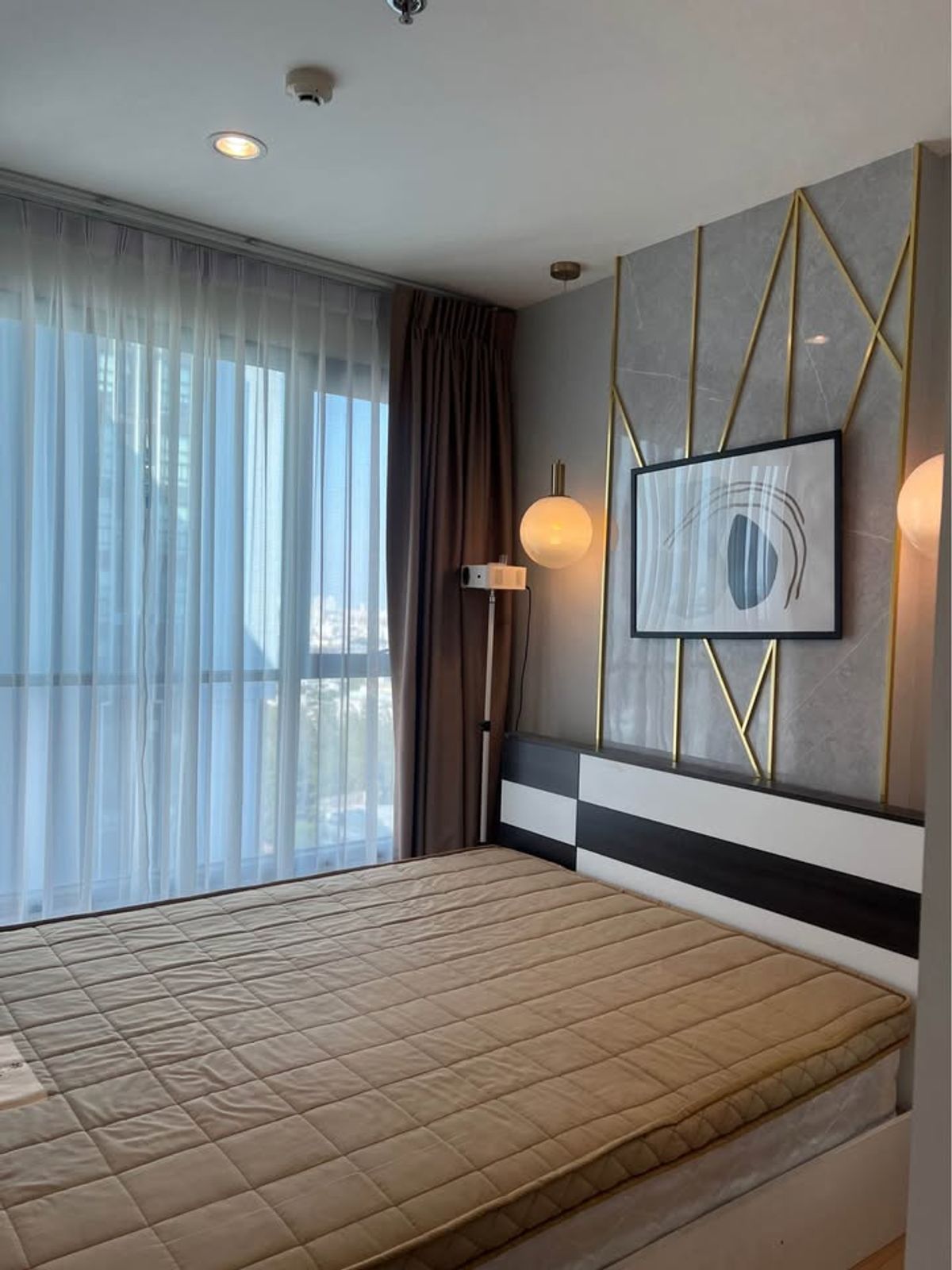 ให้เช่าคอนโดพระราม 9 เพชรบุรีตัดใหม่ RCA : FOR RENT 📢🔥 The Base Rama 9 - Ramkhamhaeng 🚩 28.90 sq.m. ชั้น 20  ทำเลดี ใกล้รถไฟฟ้า พร้อมสิ่งอำนวยความสะดวก Airport Link รามคำแหง #LV-MO1906
