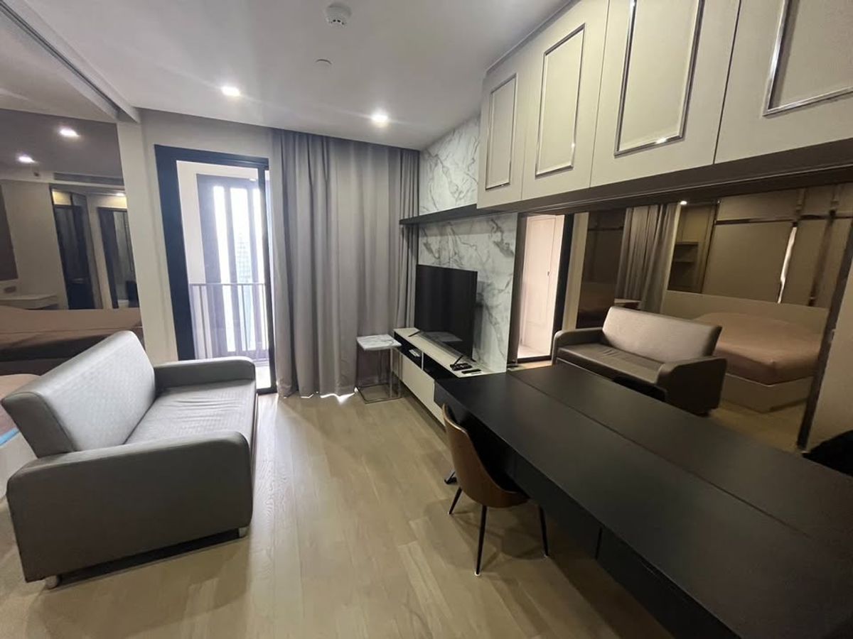ให้เช่าคอนโดสุขุมวิท อโศก ทองหล่อ : For Rent Ashton Asoke 1 Bedroom 35sqm.