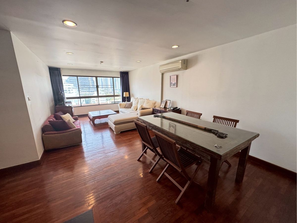 ขายคอนโดวิทยุ ชิดลม หลังสวน : LTHC12449 – Baan Ploenchit Condo FOR SALE Size 108 sqm. 2 beds 2 baths Near BTS Phloen Chit Station ONLY 12 MB