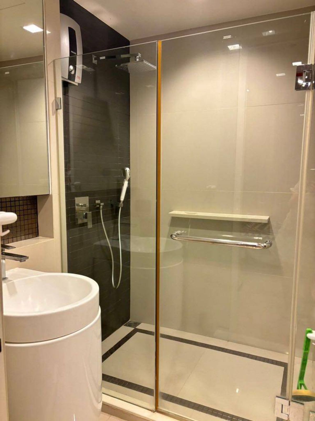 ขายคอนโดสาทร นราธิวาส : ขายด่วน One Bedroom 35.13 ตร.ม. ตึก North ชั้น 23 เพียง 5.2 ล้านบาท