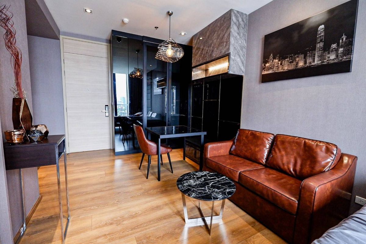 ขายคอนโดสุขุมวิท อโศก ทองหล่อ : รหัสทรัพย์ Som0698 ขาย Park Origin Phrom Phong