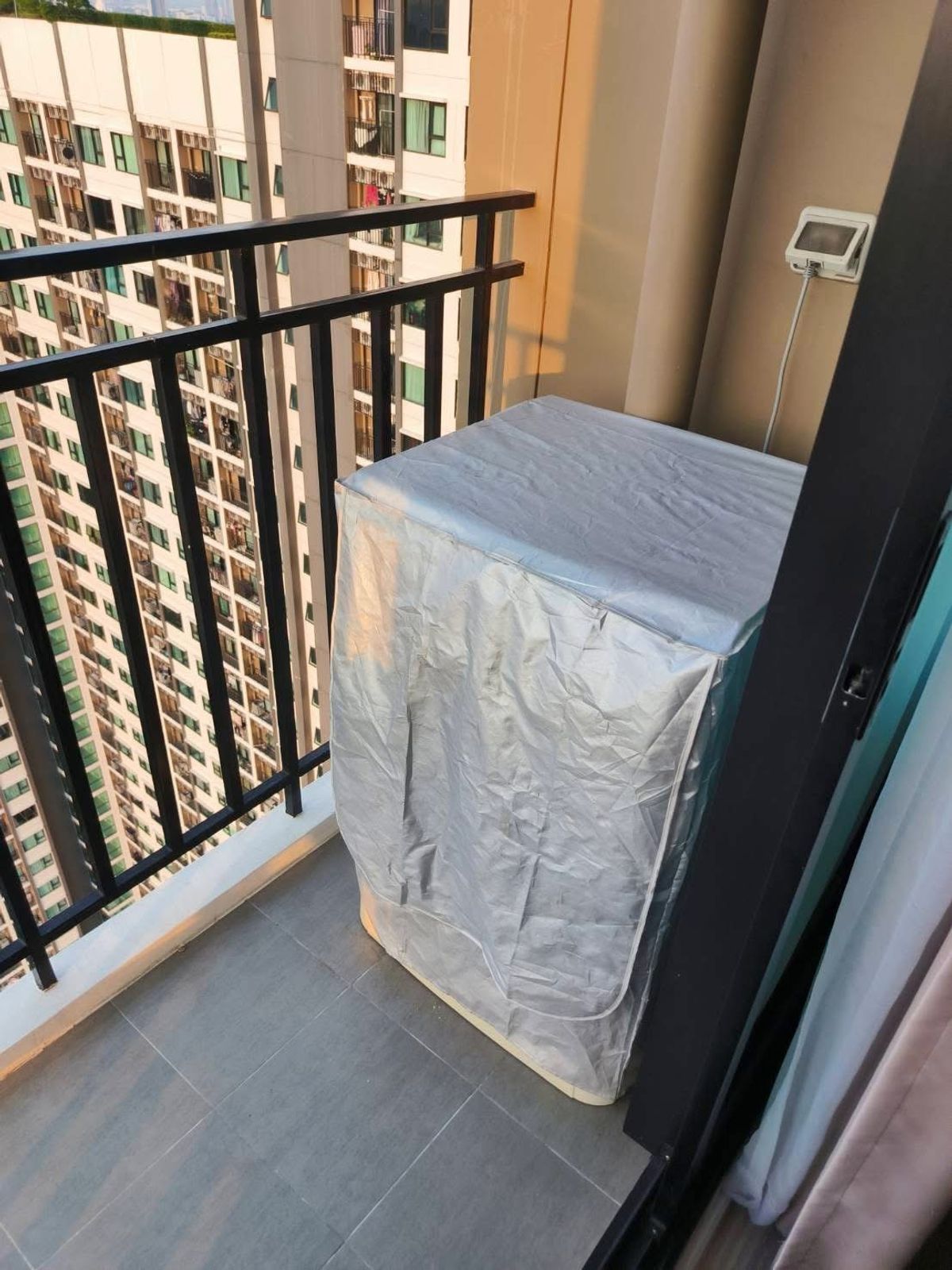 For RentCondoSamut Prakan,Samrong : For rent 🔥 Kensington Sukhumvit - Theparak 🔥 Fully furnished and equipped with electrical appliances, near MRT Thepphawan