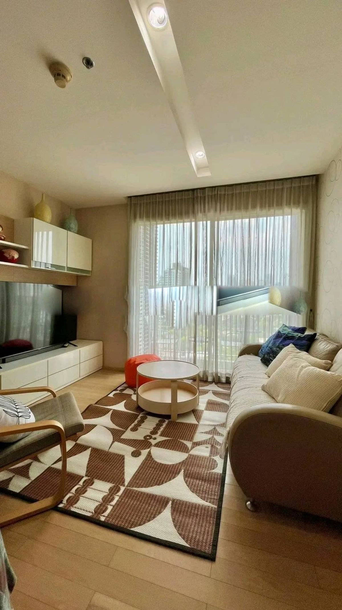 For RentCondoSukhumvit, Asoke, Thonglor : 💥CP-7582💥Siri at Sukhumvit 👉Line : @mastercondo
