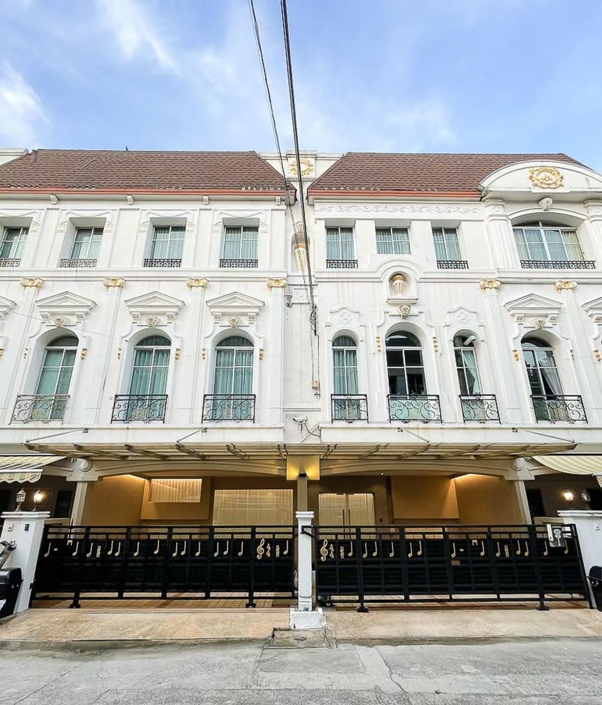 ให้เช่าทาวน์โฮมพระราม 3 สาธุประดิษฐ์ : TOWNHOUSE บ้านกลางกรุง พระราม3