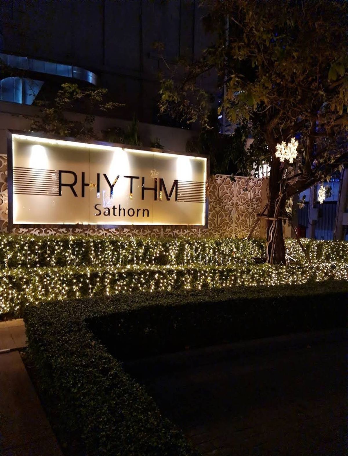 ขายคอนโดสาทร นราธิวาส : ขายด่วน One Bedroom 35.13 ตร.ม. ตึก North ชั้น 23 เพียง 5.2 ล้านบาท