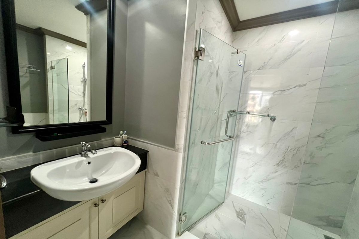 CondoSiam Paragon ,Chulalongkorn,Samyan : 🔥For Sale - Rent !!🔥 Code C20230209689..........The Reserve Kasemsan 3, 1 bedroom, 1 bathroom, furnished, ready to move in, Special Deal!!📣📣