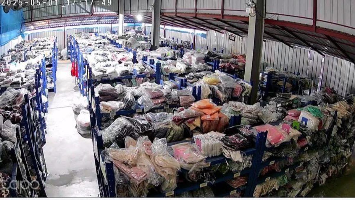 ให้เช่าโกดังพระราม 9 เพชรบุรีตัดใหม่ RCA : ให้เช่าโกดัง ใกล้ดินแดง ขนาด 460 ตร.ม. แขวงดินแดง เขตดินแดง กรุงเทพ   (รหัสทรัพย์ TW2-333)