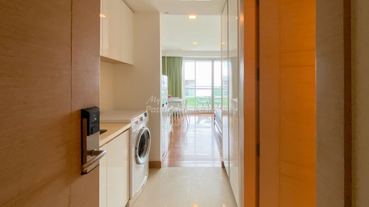 For SaleCondoPattaya, Bangsaen, Chonburi : Studio for Sale in The Palm Wongamat