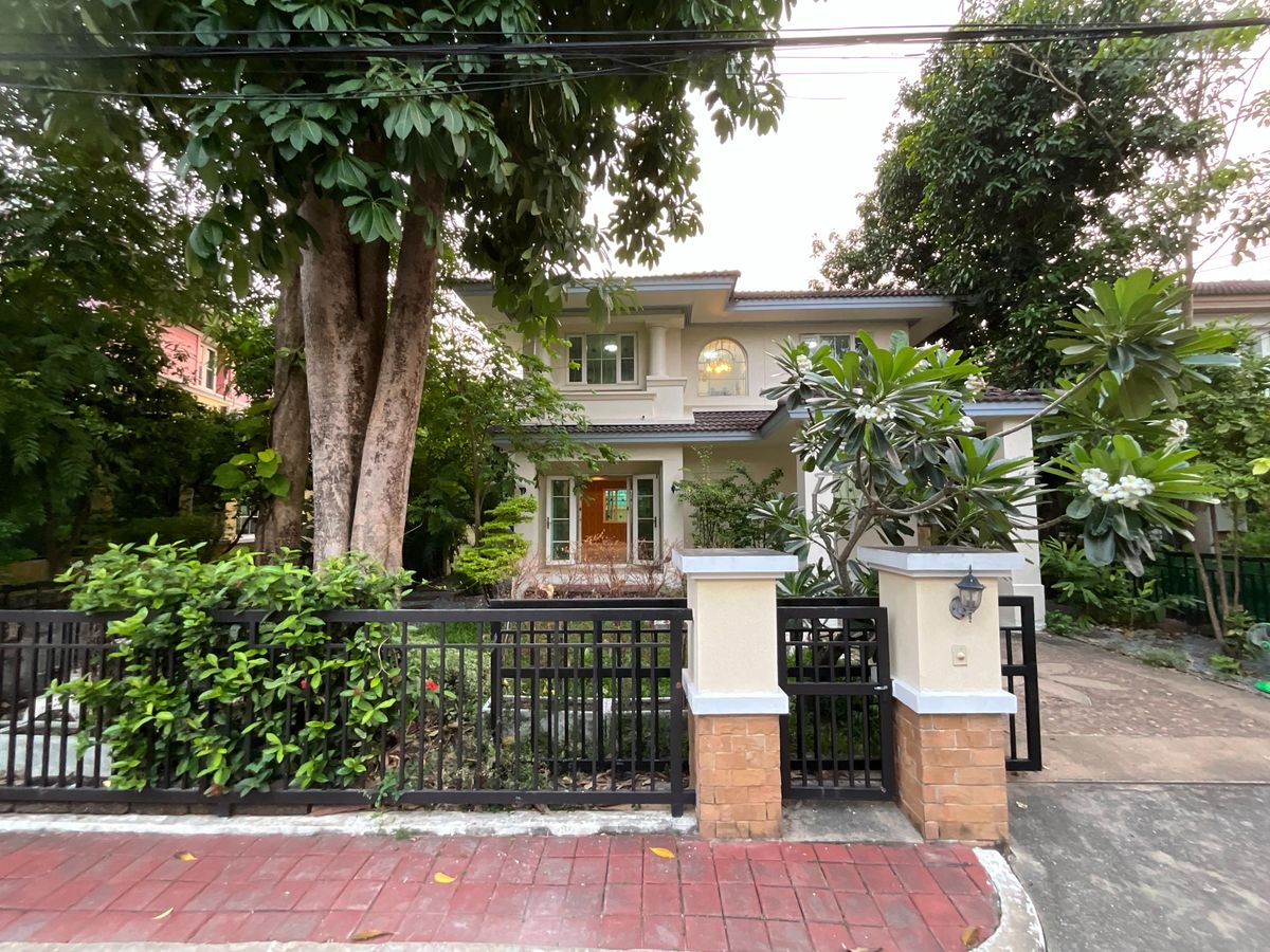 ให้เช่าบ้านพัฒนาการ ศรีนครินทร์ : ให้เช่าบ้านเดี่ยว หมู่บ้านนันทวัน อ่อนนุช 44  บรรยากาศร่มรื่น น่าอยู่