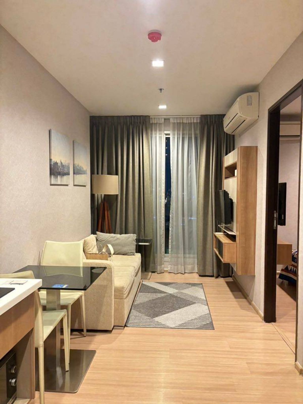 ขายคอนโดสาทร นราธิวาส : ขายด่วน One Bedroom 35.13 ตร.ม. ตึก North ชั้น 23 เพียง 5.2 ล้านบาท