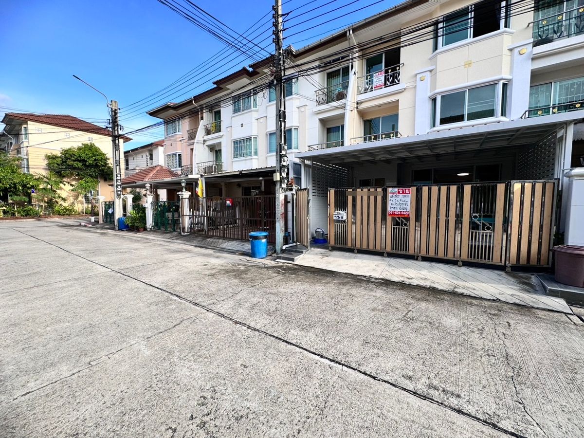 บ้านบางนา แบริ่ง ลาซาล : ขาย/ให้เช่าทาวน์โฮม 3 ชั้น หมู่บ้านศุภาลัยวิลล์ สุขุมวิท - ศรีนครินทร์ ใกล้ไบเทคบางนา (N.1715)